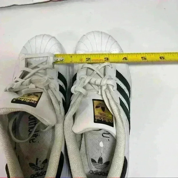 ADDIAS Unisex Kid’s Superstar White Black Stripe Sz 3 School Preppy Classic - Picture 10 of 11
